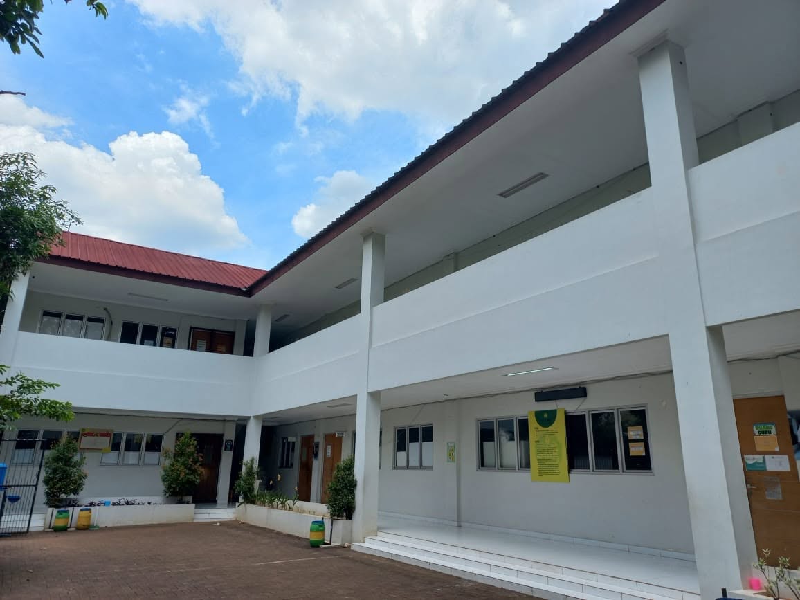 Gedung SMK DARUS'SAADAH